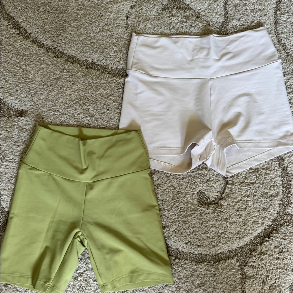 SKATIE green and white shorts Size Small/XS